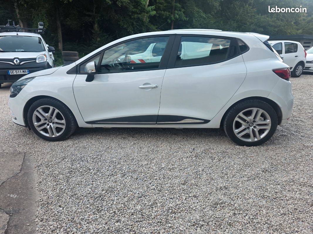 💎renault clio iv 1.5 dci 90 ch business bvm5💎1ere main ⏩️ faible km ⏩️ suivi renault ⏩️sans ad blue⏩️ motorisation tres fiable (image 6)