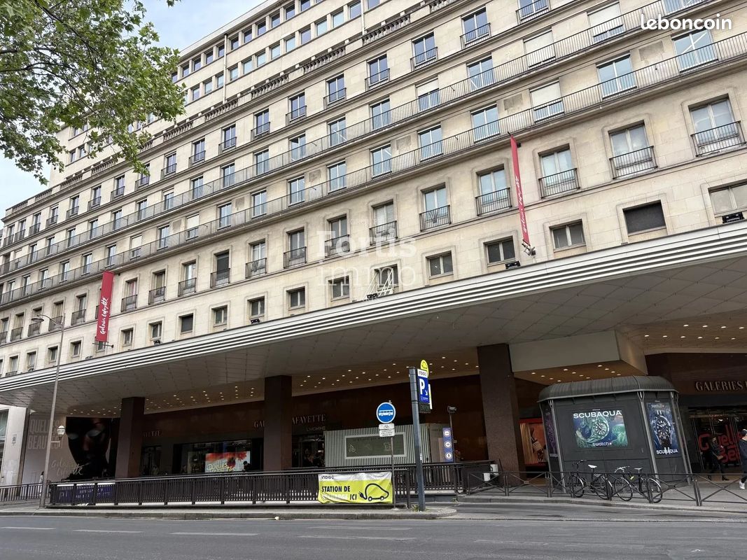 Parking 11 m² · à Paris · 11 m² · 22 000 €