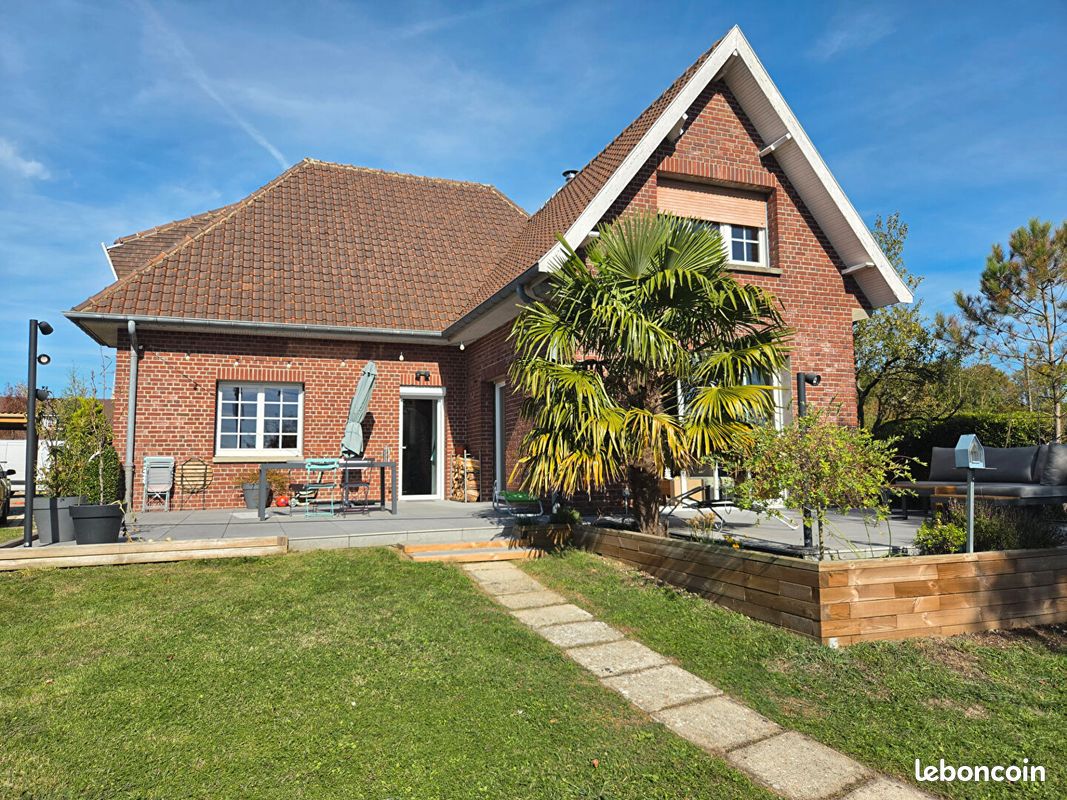 Maison 5 pièces 127 m² · à Poulainville · 127 m² · 329 000 €