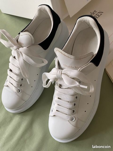 Véritables Sneakers luxe Alexander Mac Queen femme Chaussures