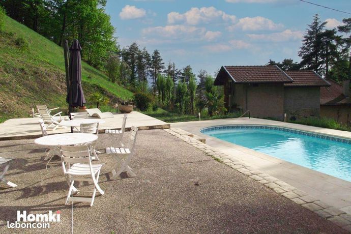 Maison 8 pièces 186 m²
