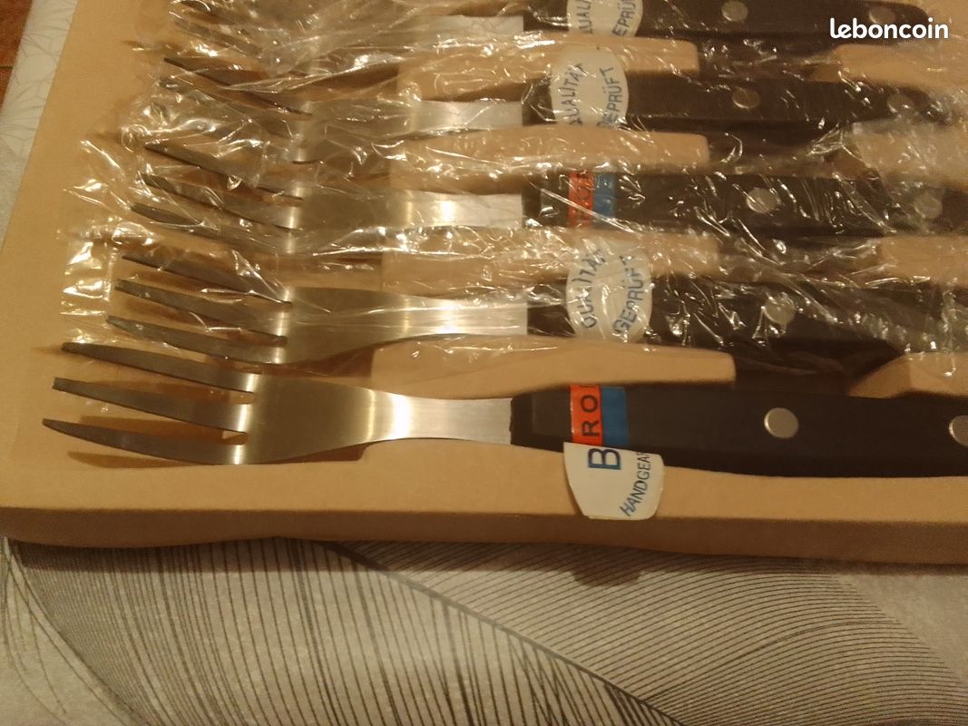 Valise avec ustensiles de cuisine (image 17)