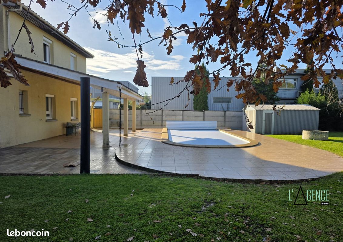 Maison 8 pièces 139 m² · à Mérignac · 139 m² · 499 000 €