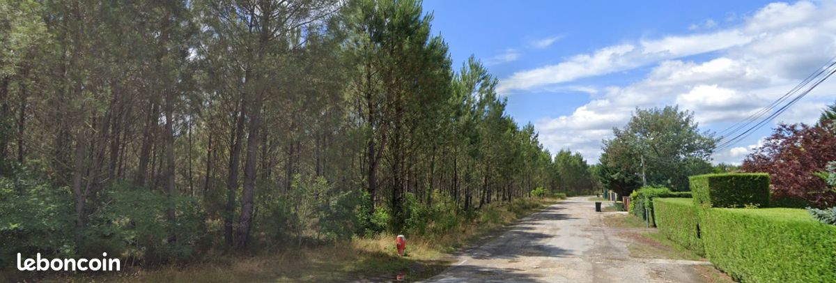 Terrain 785 m² Lugos · 110 900 €