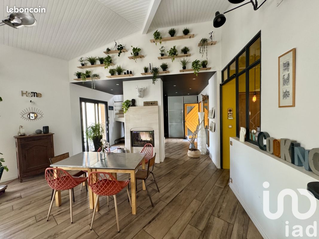 Propriété 7 pièces 200 m² (image 12)