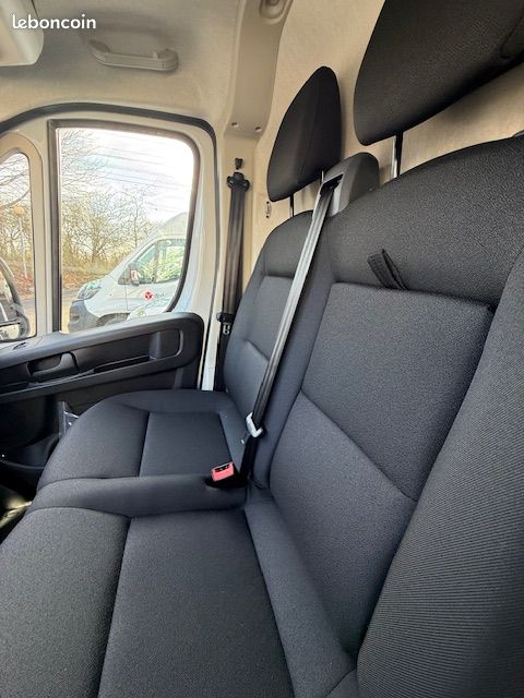 27 500 euros HT- FIAT Nouveau DUCATO L3H2 version limited 3t5 140cv (image 7)