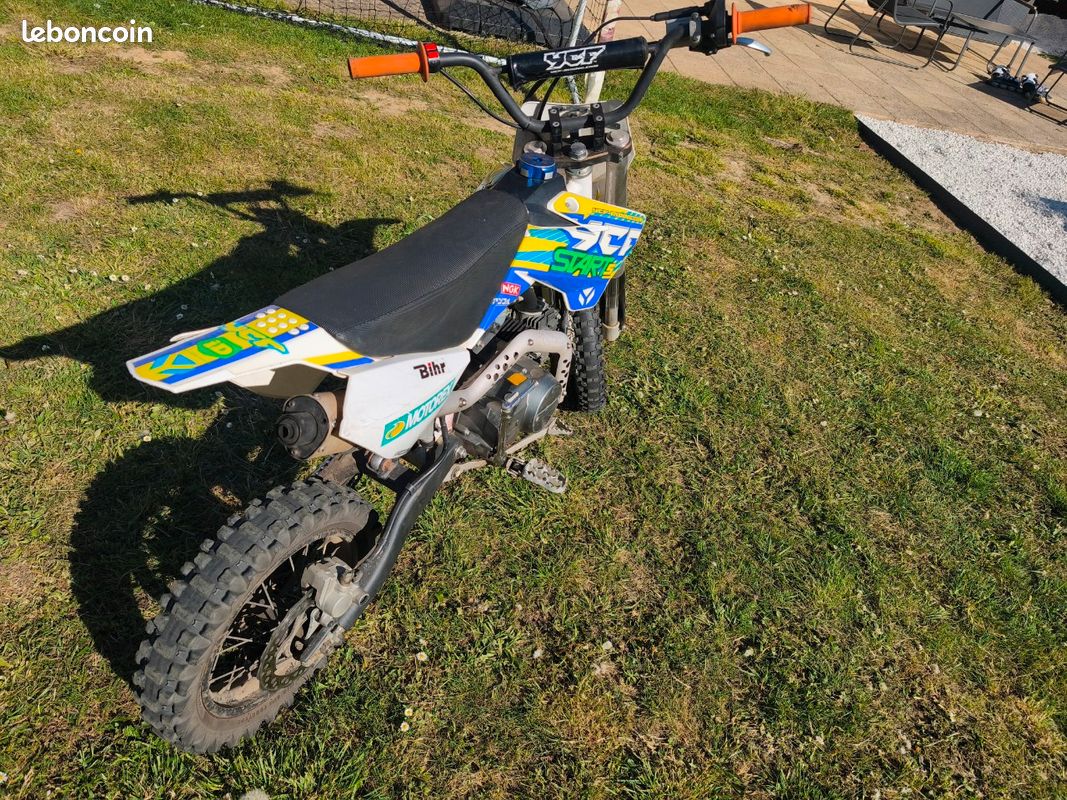 YCF 125 semi-automatique (image 2)