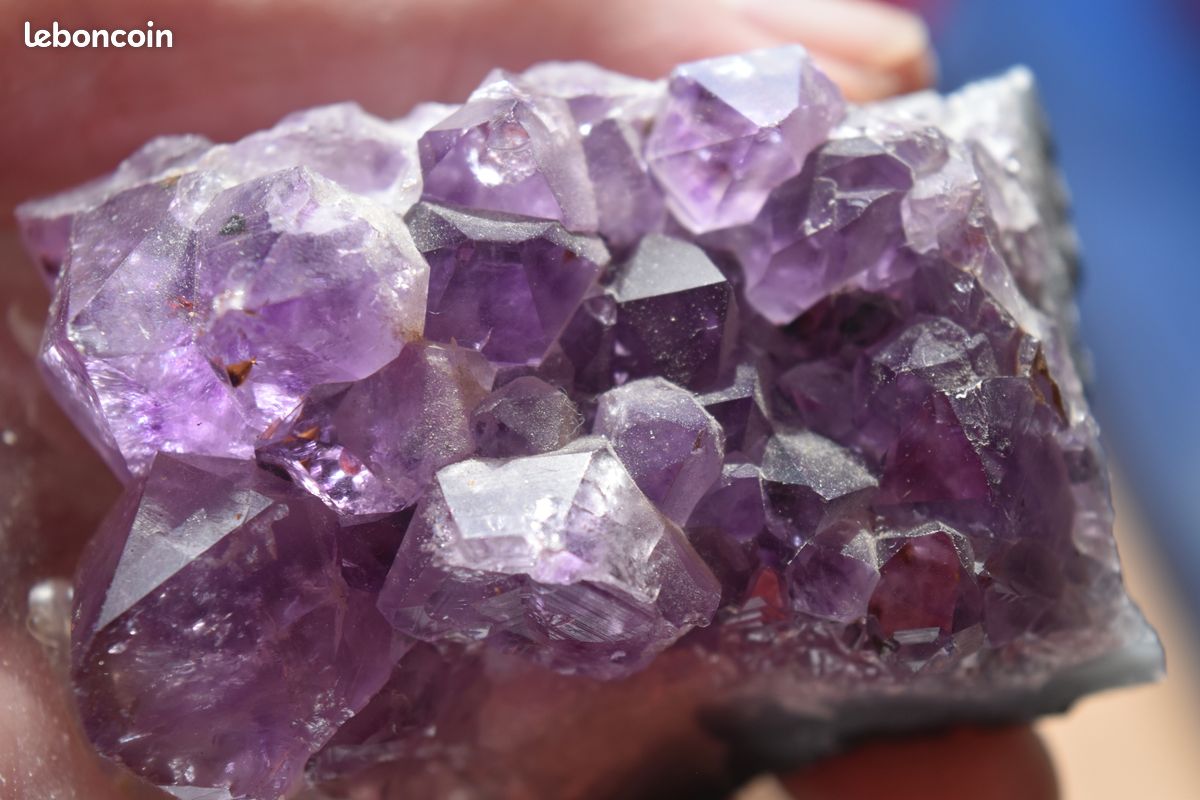 Paire D'améthystes Naturelles Du Brésil - 4.14 Carats - Couleur Violet Pur - Taille Ovale - Neuf Sans Emballage