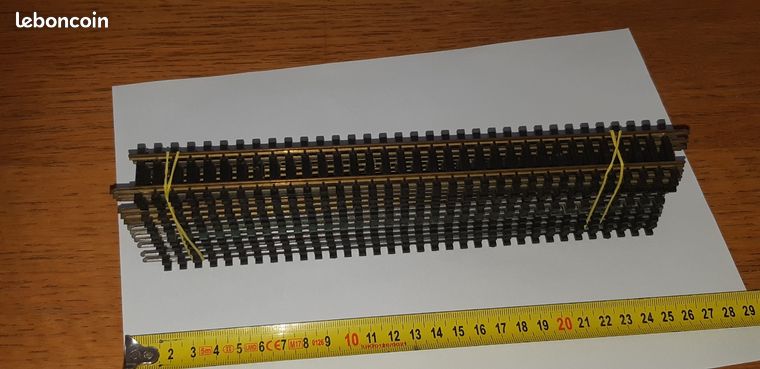 Petite rail courbe R643 Hornby / Jouef ho pour modélisme ferroviaire