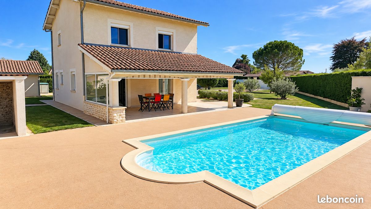 Maison 7 pièces 145 m² · à Belleville-en-Beaujolais · 145 m² · 449 000 €