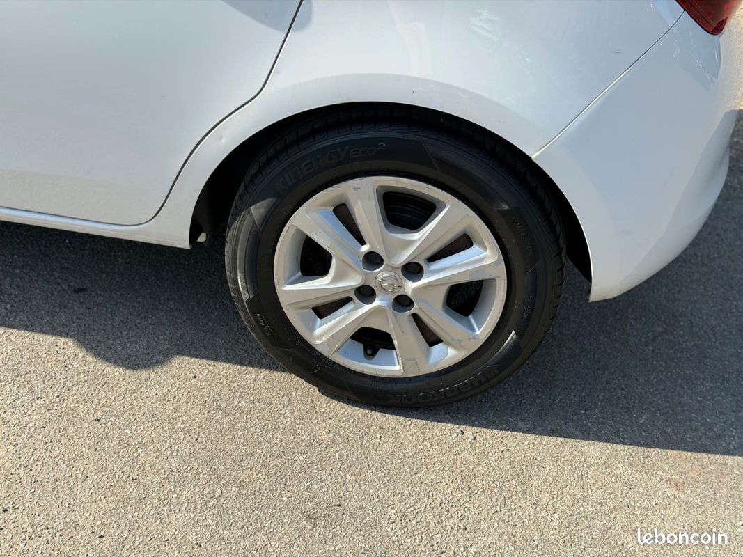 Opel Corsa E 1.4 90ch Innovation - Car Play - GPS - Clim - Révisée & Garantie 6 mois (image 9)