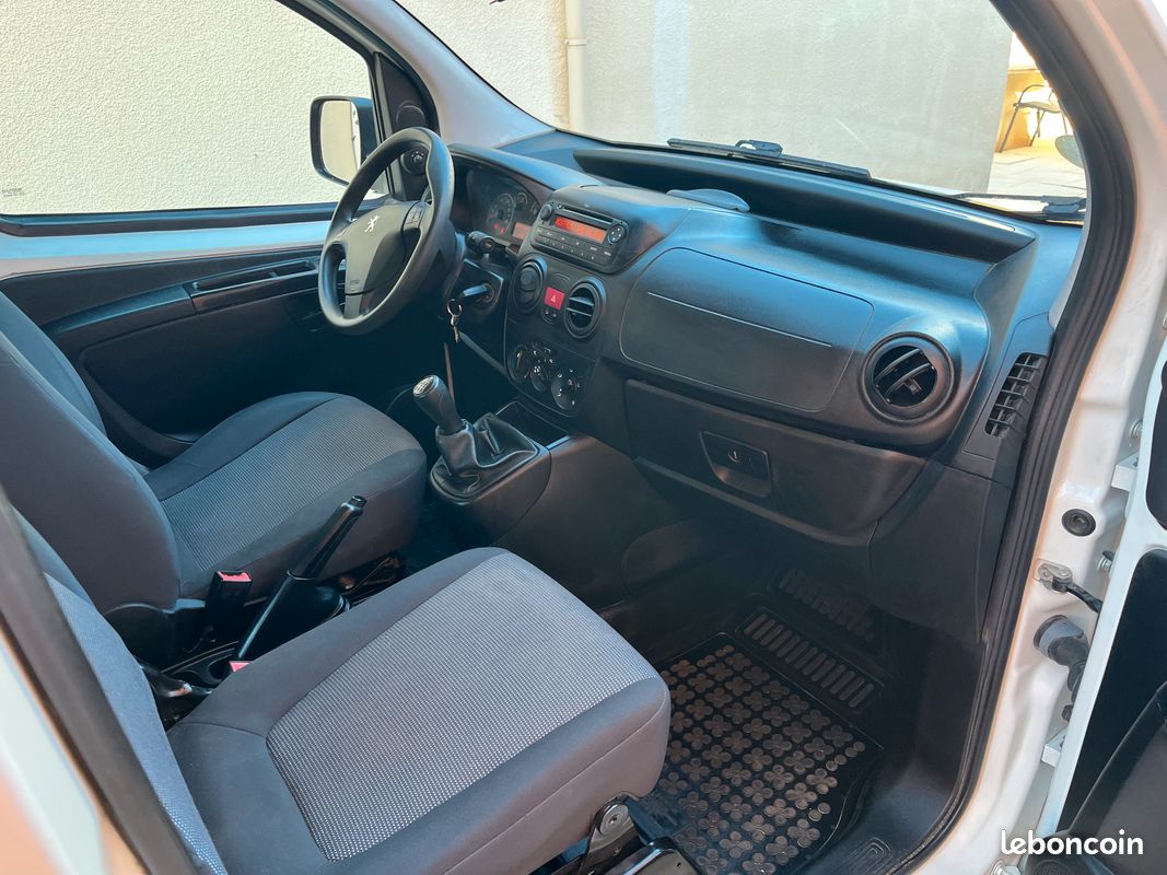 Peugeot Bipper 1.3 Hdi 75 Cv Pack Clim Porte latérale (image 4)
