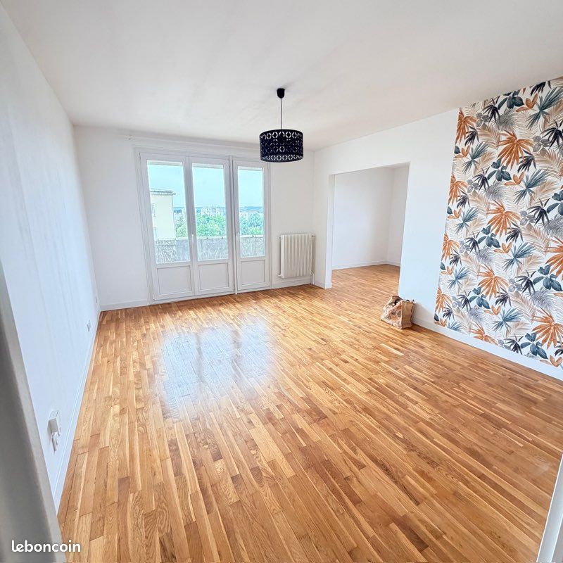 Appartement 3 pièces 71 m² · à Saint-André-les-Vergers · 71 m² · 850 €