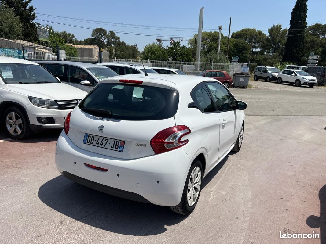 PEUGEOT 208 1.0 VTi 68CV Active CRIT\'AIR 1 DISTRIBUTION NEUVE (image 5)