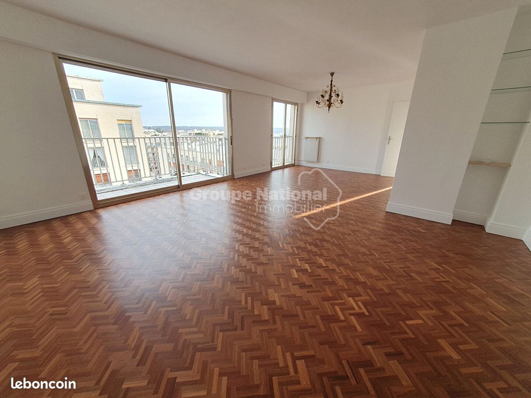 Appartement 5 pièces 115 m² · à Versailles · 115 m² · 520 000 €