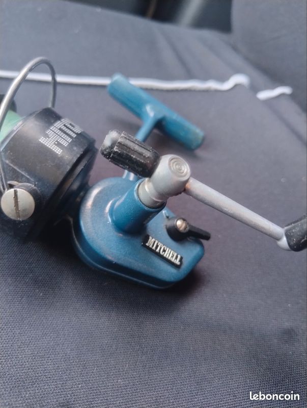 Moulinet Mitchell rare 204s couleur bleu Mitchell coloris rare export Italie (image 1)