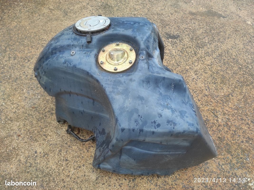 Carénage Réservoir BMW R1100 RT / R1150 RT – Origine, Occasion, Position Haute