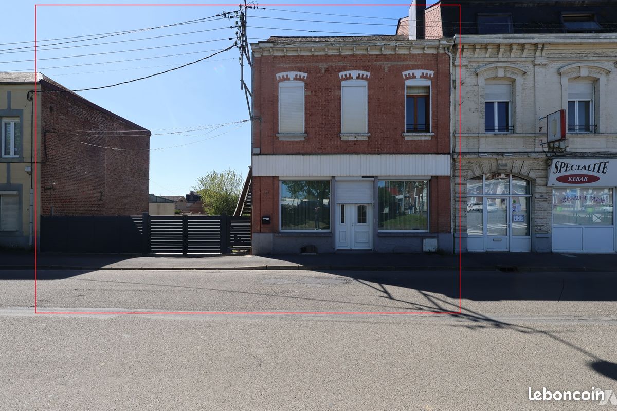 Immeuble 185 m² · à Fourmies · 185 m² · 146 000 €