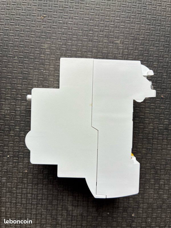 Interrupteur différentiel 40A Type A (image 8)