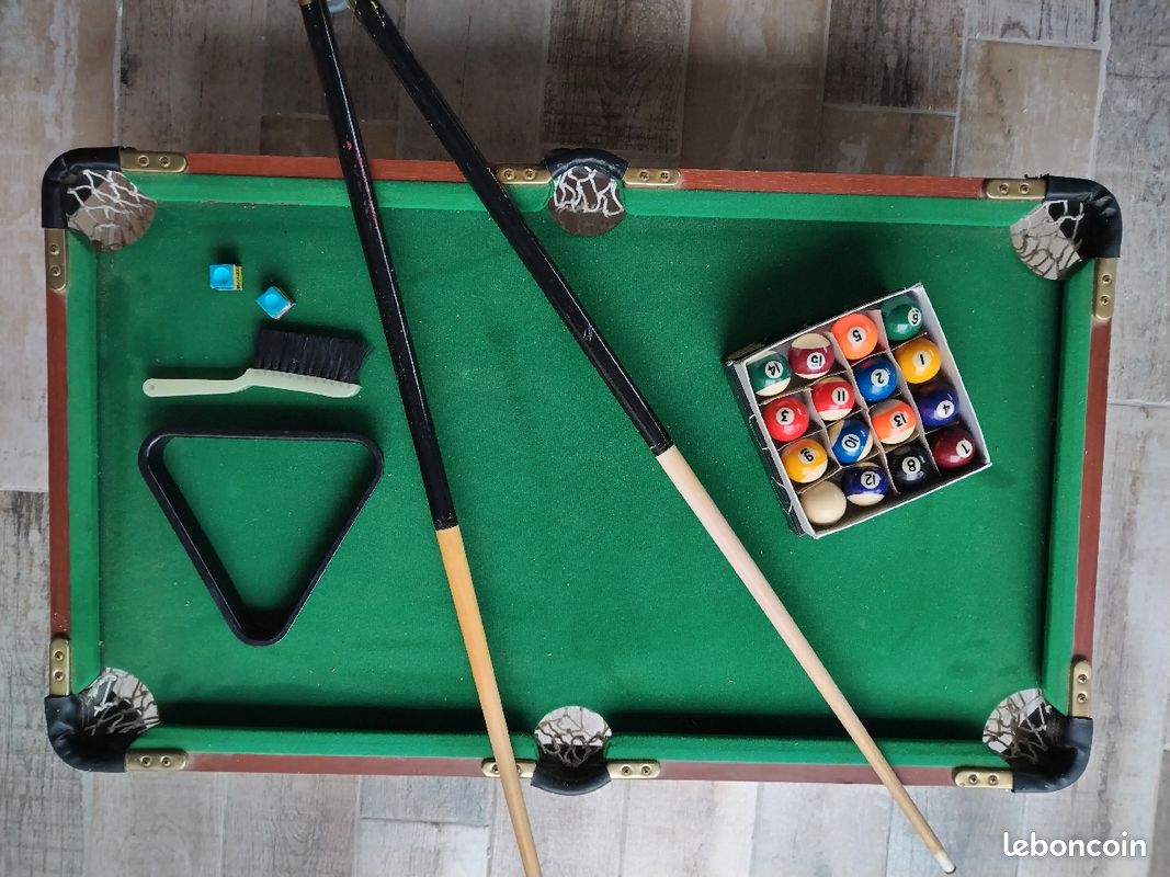 Billard de table complet (image 1)