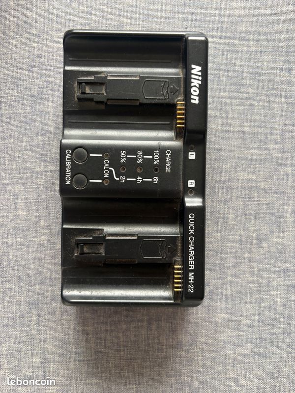Nikon D3 avec 2 batteries, chargeur et 2 cartes mémoire (image 10)
