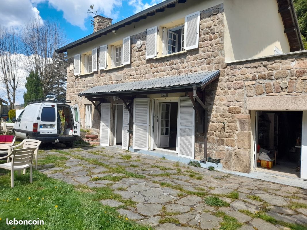 Maison 5 pièces 100 m² · à Montregard · 100 m² · 280 000 €