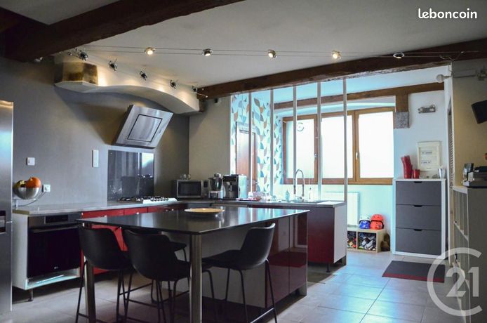Duplex 3 pièces 102 m²