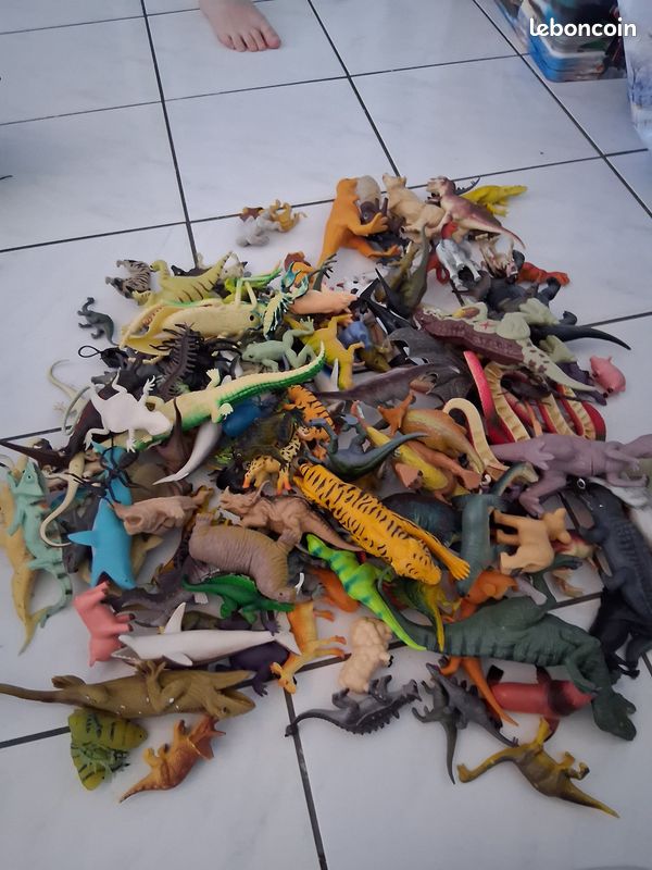 Enorme lot animaux (image 1)