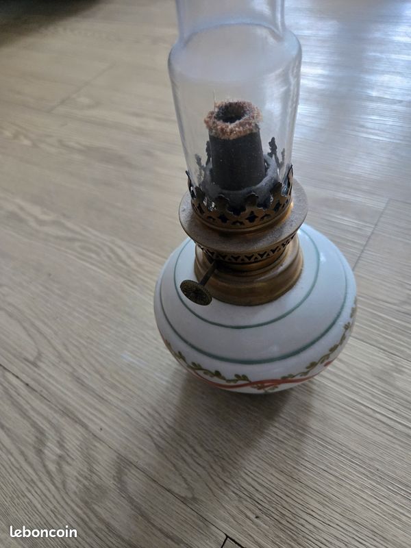 Lampe à pétrole (image 2)