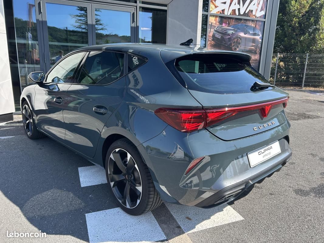 Cupra Leon 1.5 eTSI Hybrid 150 ch DSG7 V (image 5)