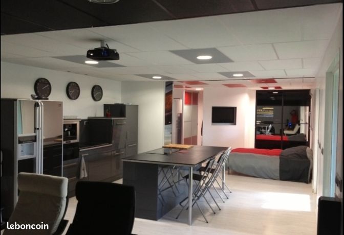 Superbe loft comme neuf a la campagne proche commodités
