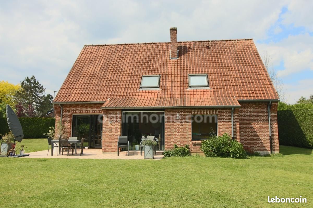 Maison 6 pièces 130 m² · à Hem · 130 m² · 669 000 €