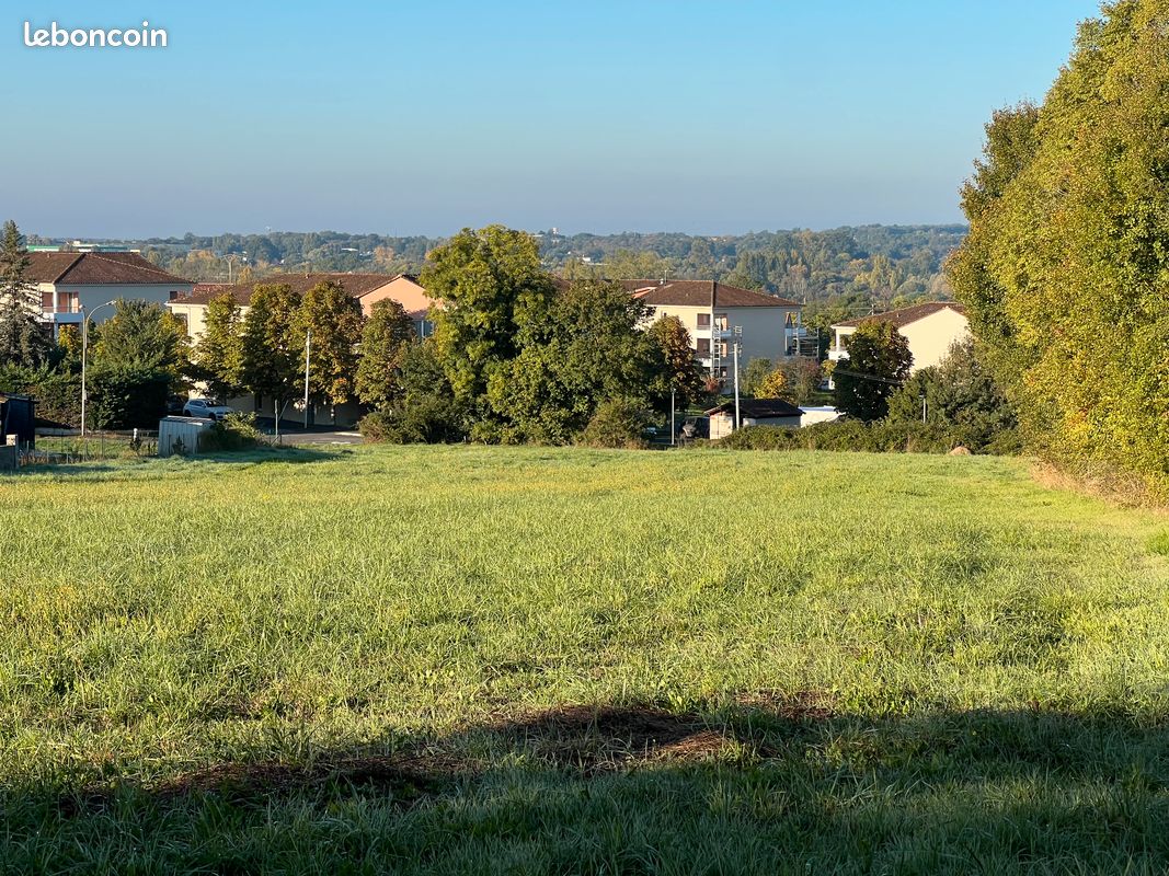Terrain à bâtir viabilisés Quartier du Treuil GOND PONTOUVRE · à Gond-Pontouvre · 44 000 €