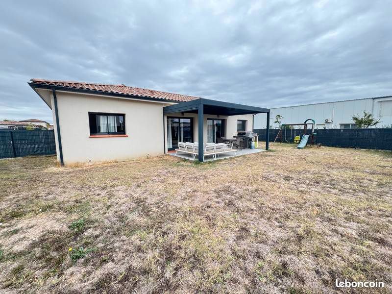 Maison 5 pièces 114 m² · à Grenade · 114 m² · 1 380 €/mois