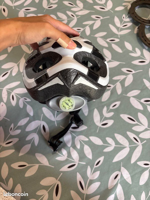 Casque vélo (image 2)