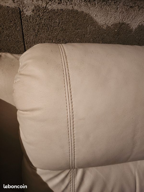 Fauteuil cuir blanc (image 3)