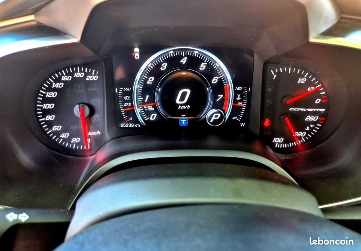 CORVETTE C7 Coupe Stingray 6.2 V8 *HUD*Cam*Bose*Keyless (image 23)