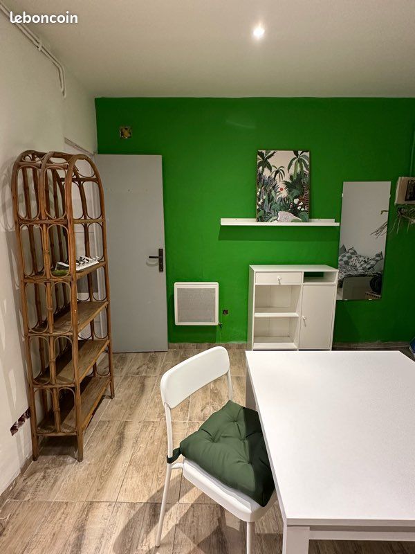 Appartement 1 pièce 19 m² · à Toulon · 19 m² · 500 €