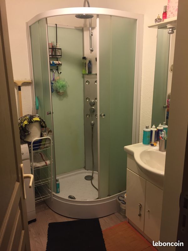 Appartement 2 pièces 42 m² · à Vic-le-Comte · 42 m² · 445 €/mois