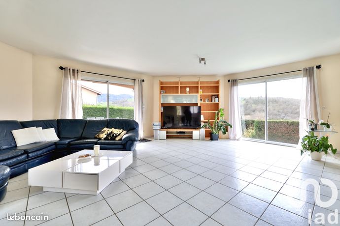 Propriété 5 pièces 117 m²