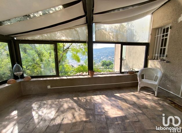 Villa 6 pièces 195 m²