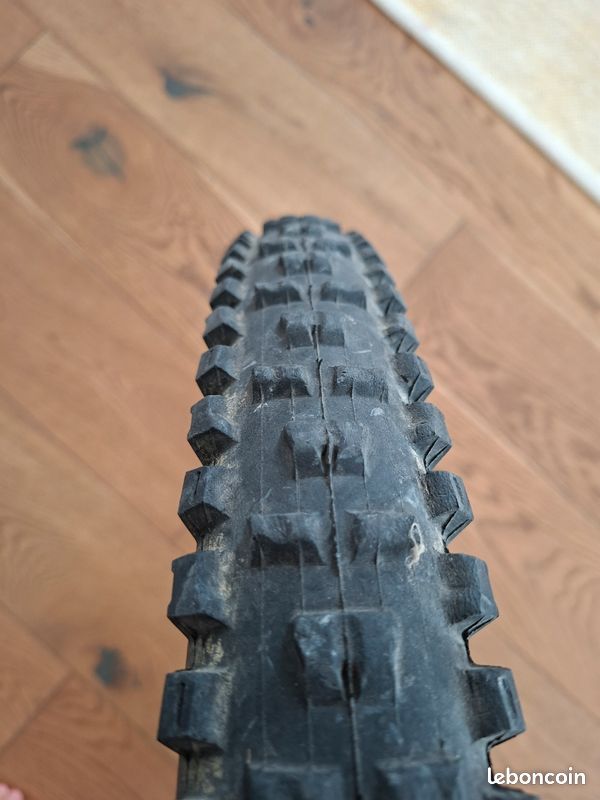 Roue vtt synchros 12x142 (image 4)