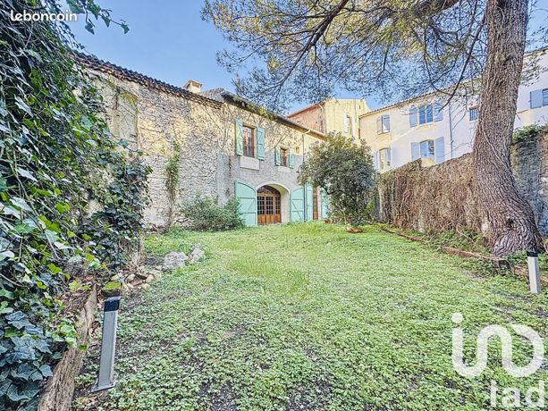 Propriété 21 pièces 340 m²