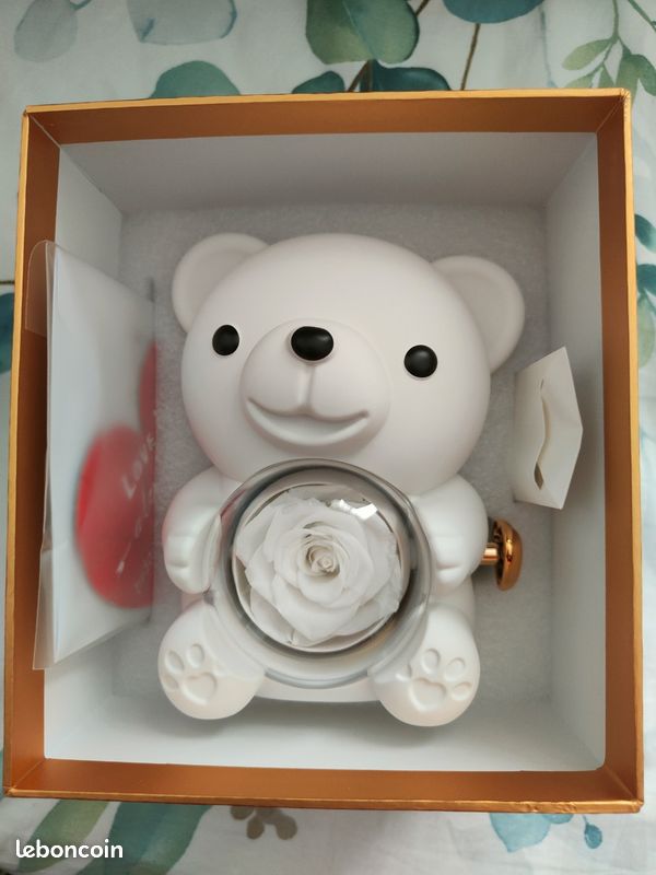 Mikasol Ours en Teddy Romantique Blanc avec Rose Préservée - Cadeau Parfait pour la Saint-Valentin (image 2)