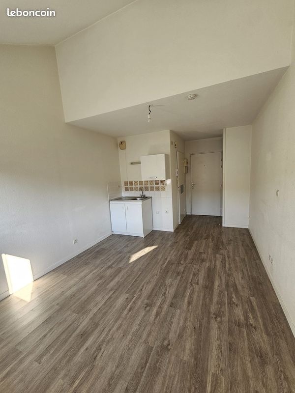 Appartement 1 pièce 18 m² · à Nantes · 18 m² · 484 €