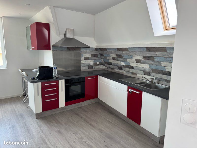 Appartement 5 pièces 102 m² · à Bapaume · 102 m² · 700 €/mois