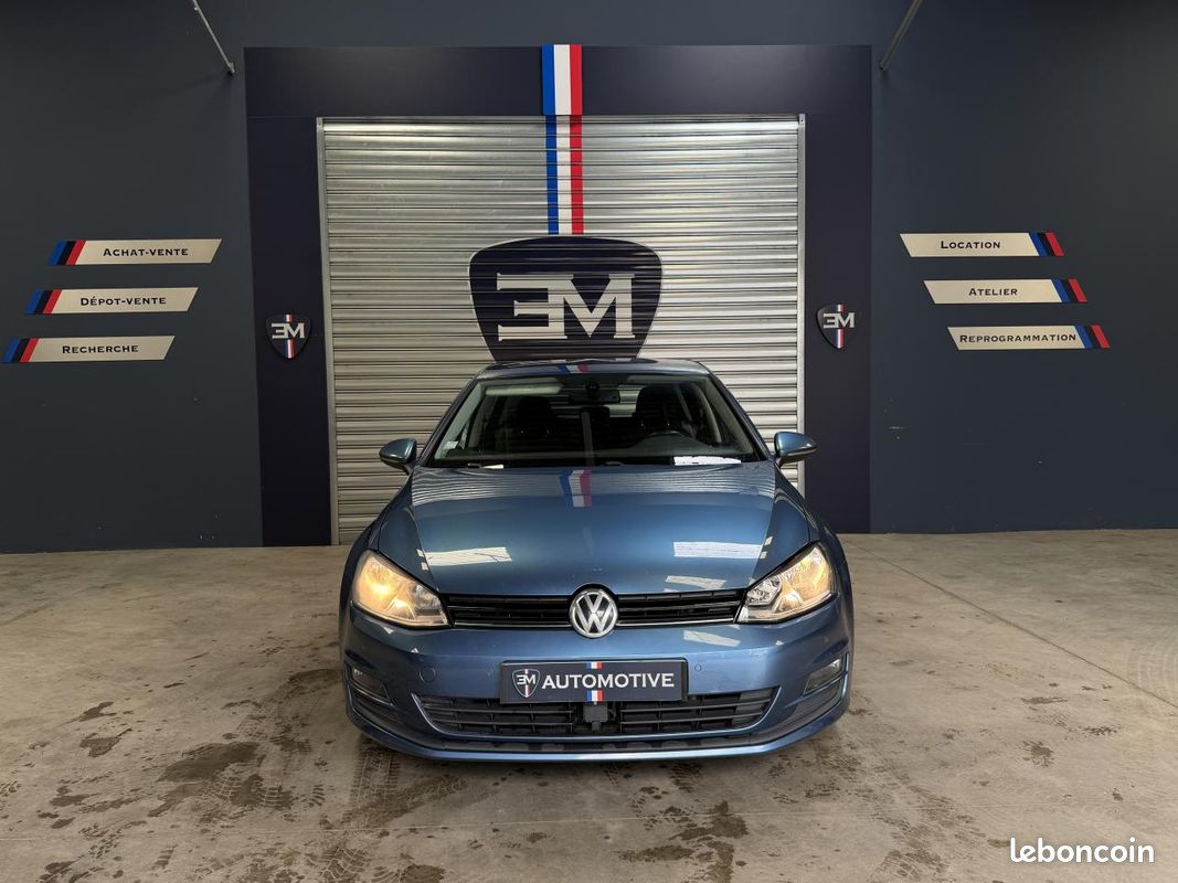 VOLKSWAGEN GOLF 1.6 TDI 105CH DSG 7 / Caméra de recul / Régulateur adaptatif / Park assit / (image 2)