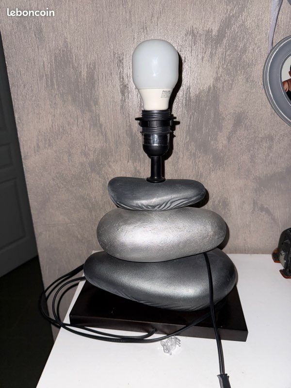 Pied de lampe imitation pierre (image 1)