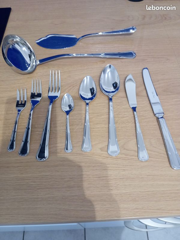 Ménagère inox dans son coffret (image 5)