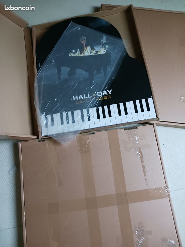 Coffret piano johnny hallyday neuf (image 1)